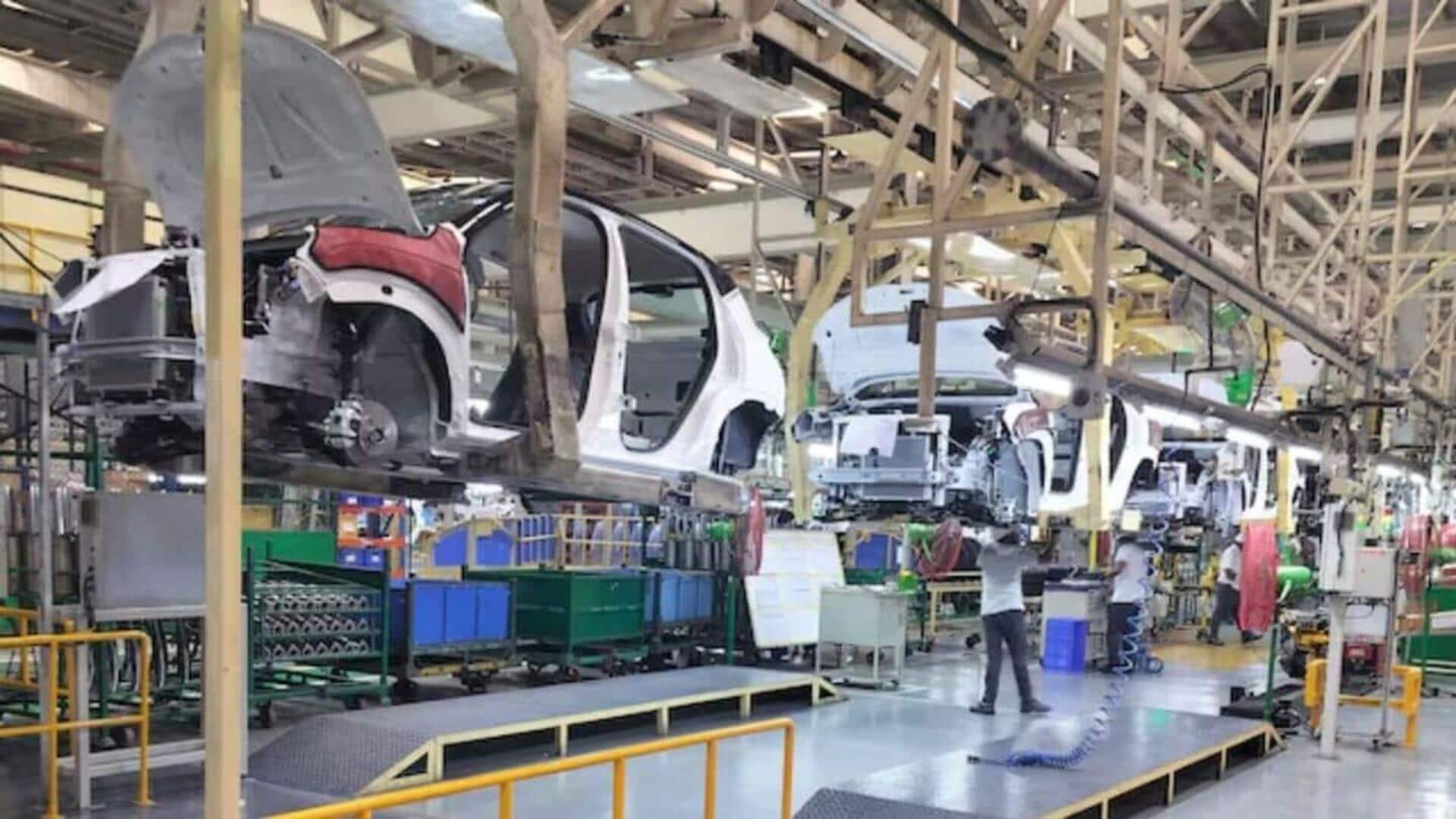 India's factory output weakens to 4.8% in January