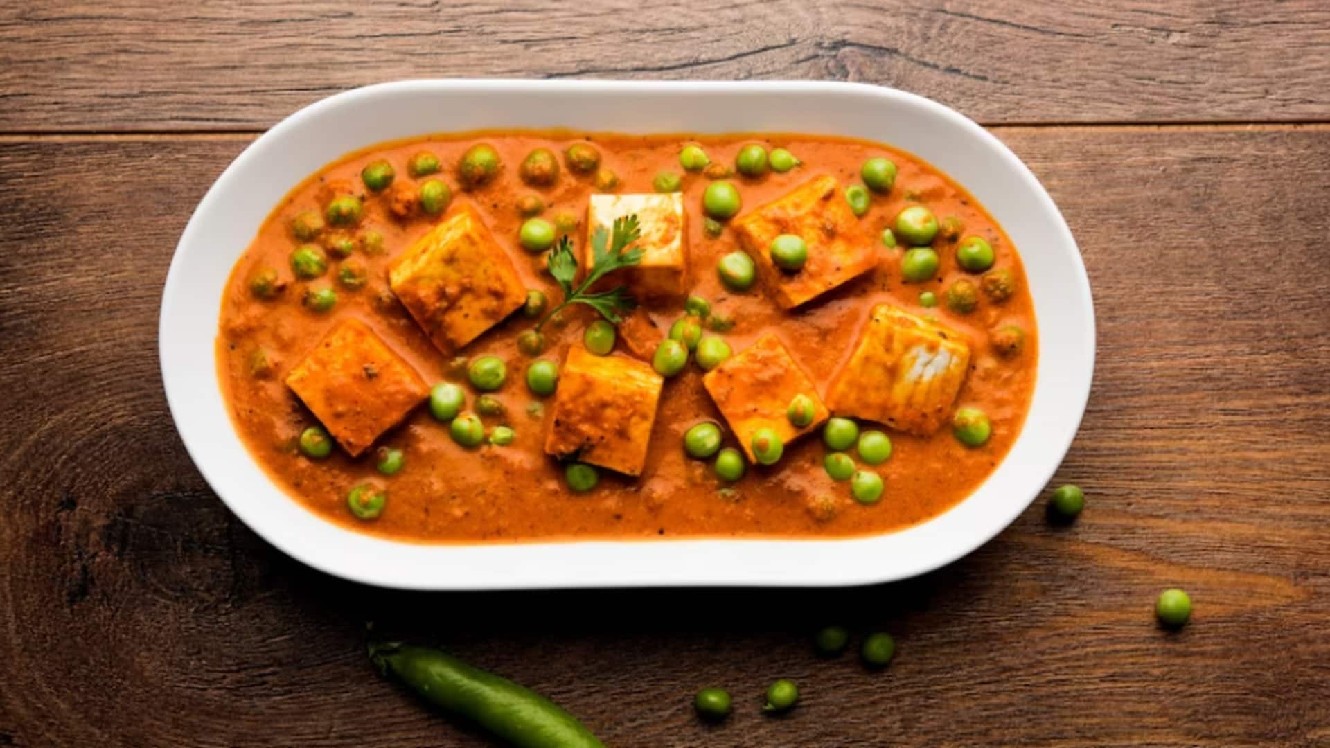 Cook matar paneer at home with this simple recipe