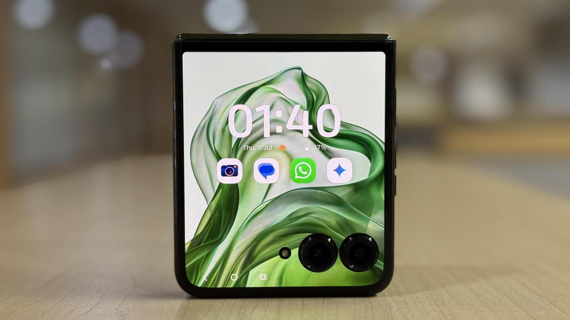 Motorola's RAZR (2025) outsold Samsung's foldables in Q2 2025