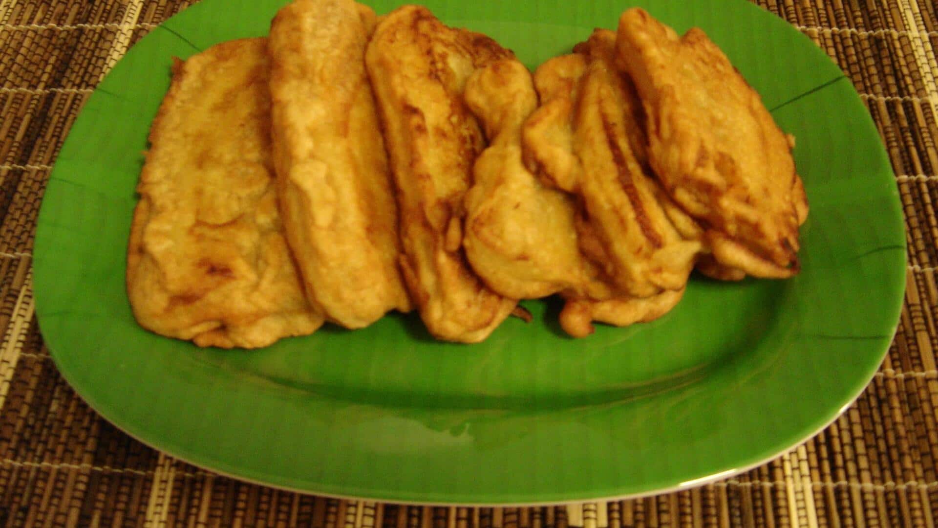 Indonesian pisang goreng: How to make this crunchy banana treat