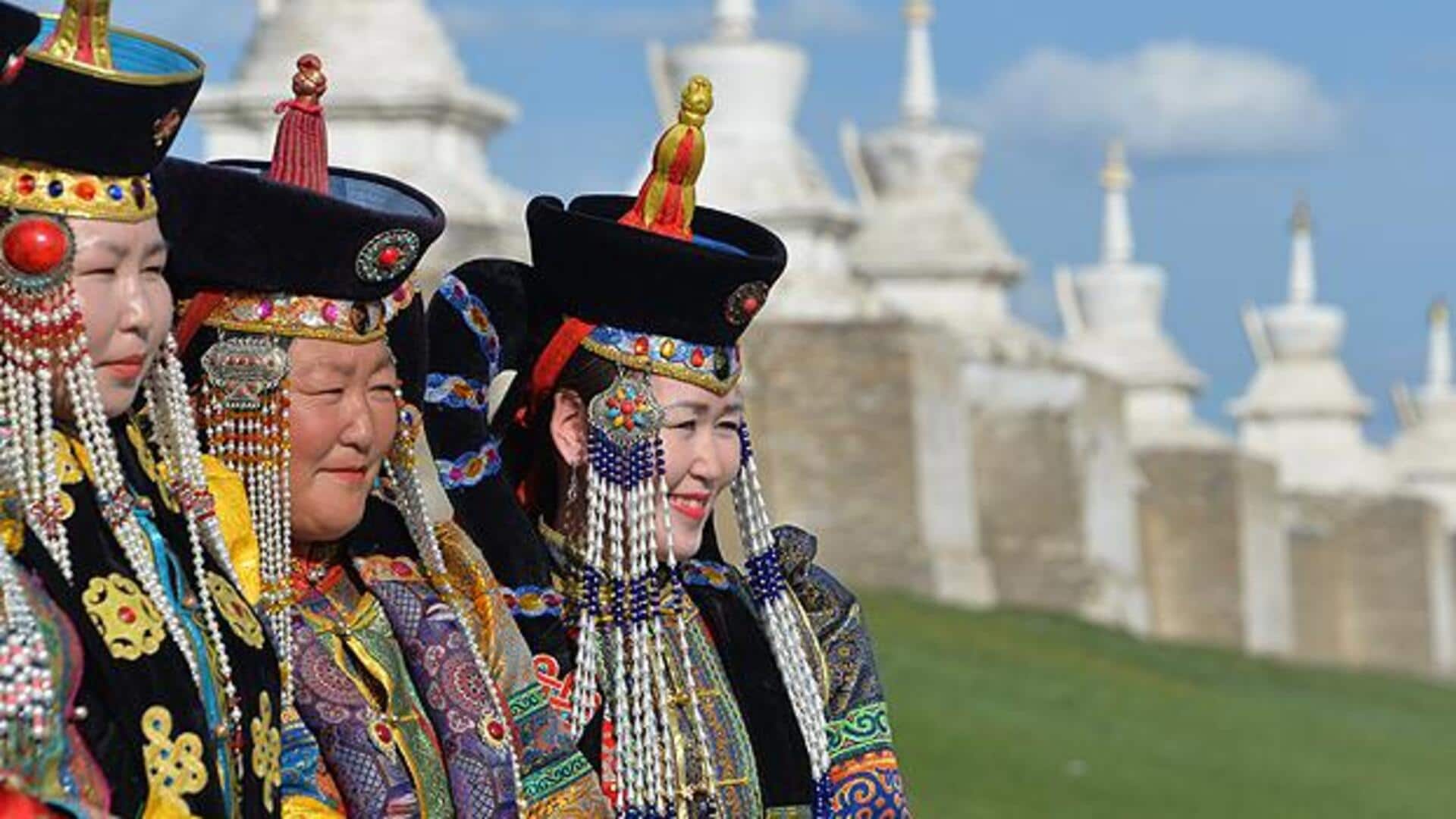 These Mongolian hospitality traditions will melt your heart