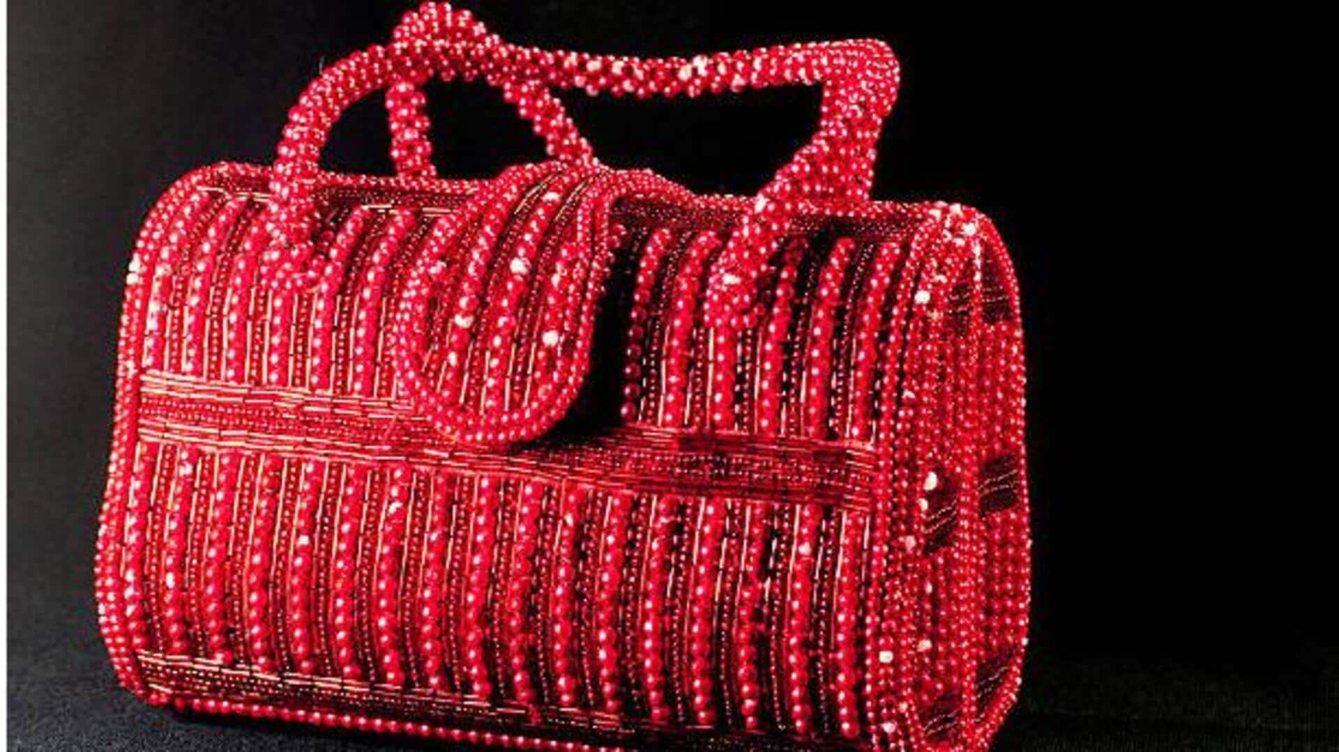 How to create beadwork handbags at home