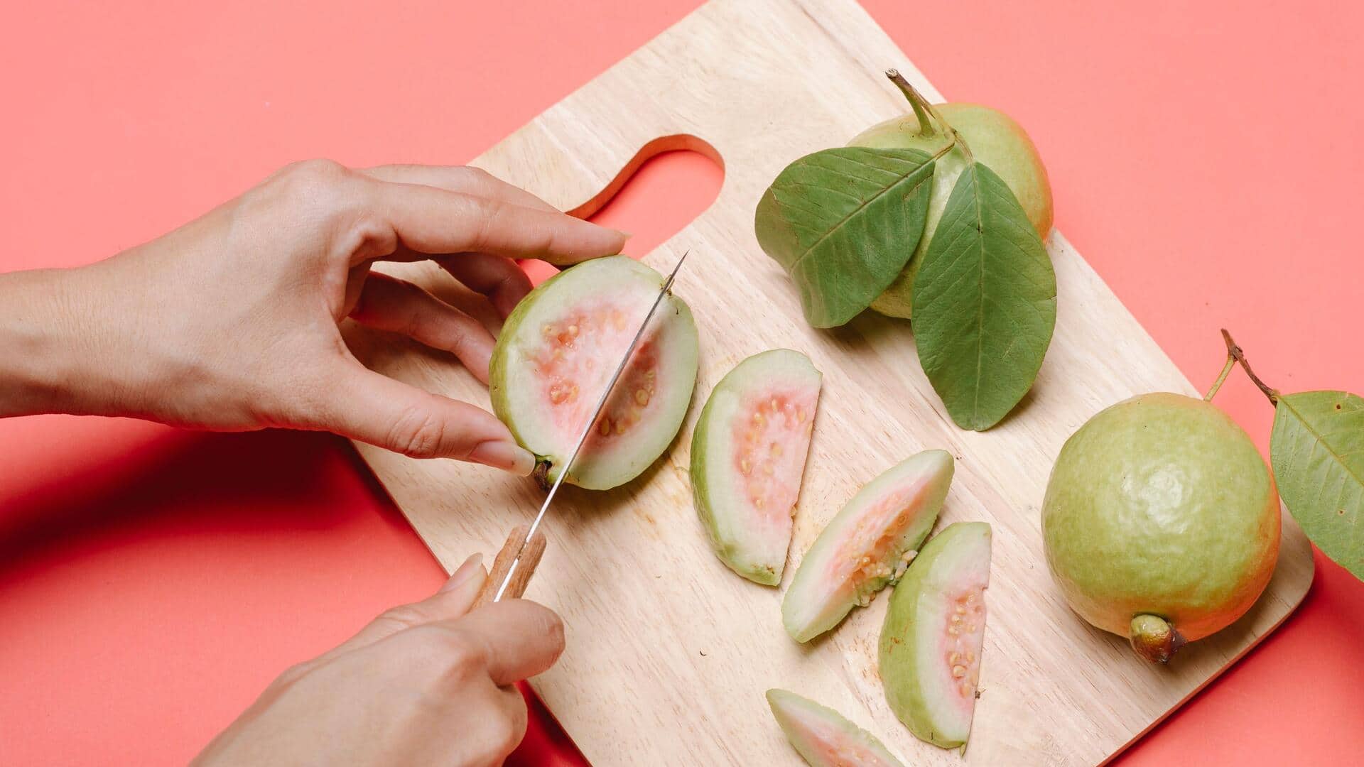 5 tasty ways to add guava to your diet