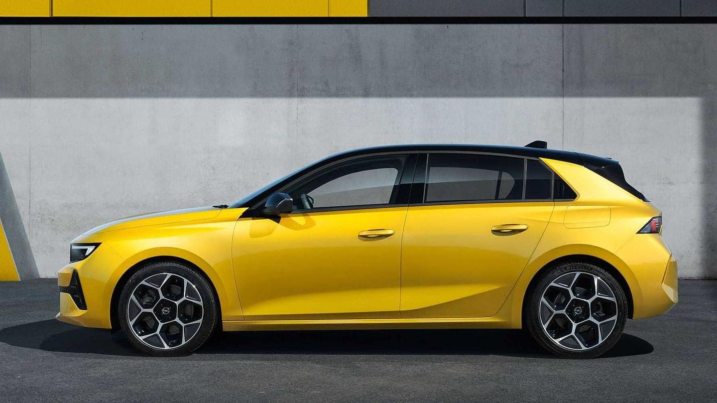 The car has a black grille and matrix LED headlights The car has a black grille and matrix LED headlights