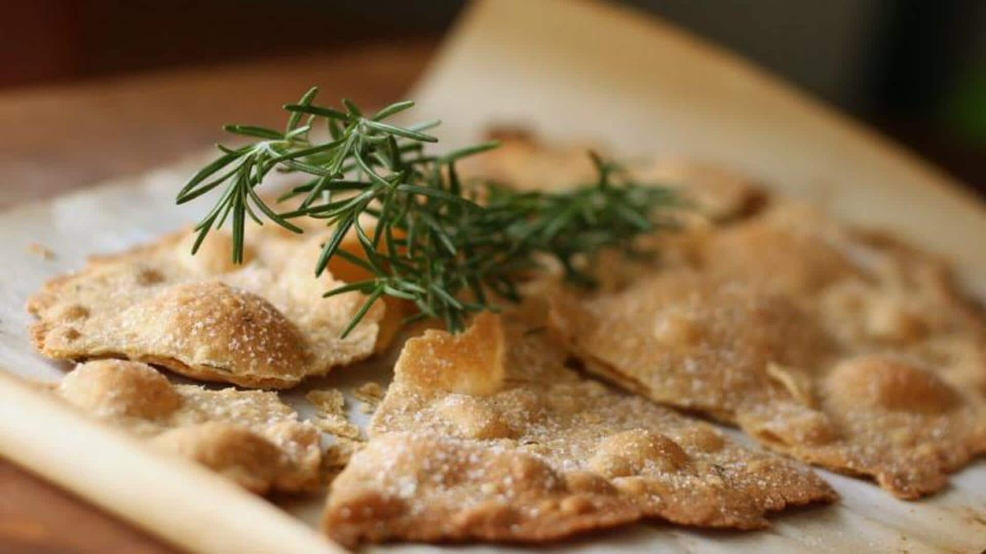 Vegan lovers: Give your flatbreads a fresh rosemary twist 