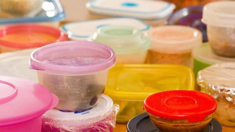 These hacks can restore the shine of your plastic containers 