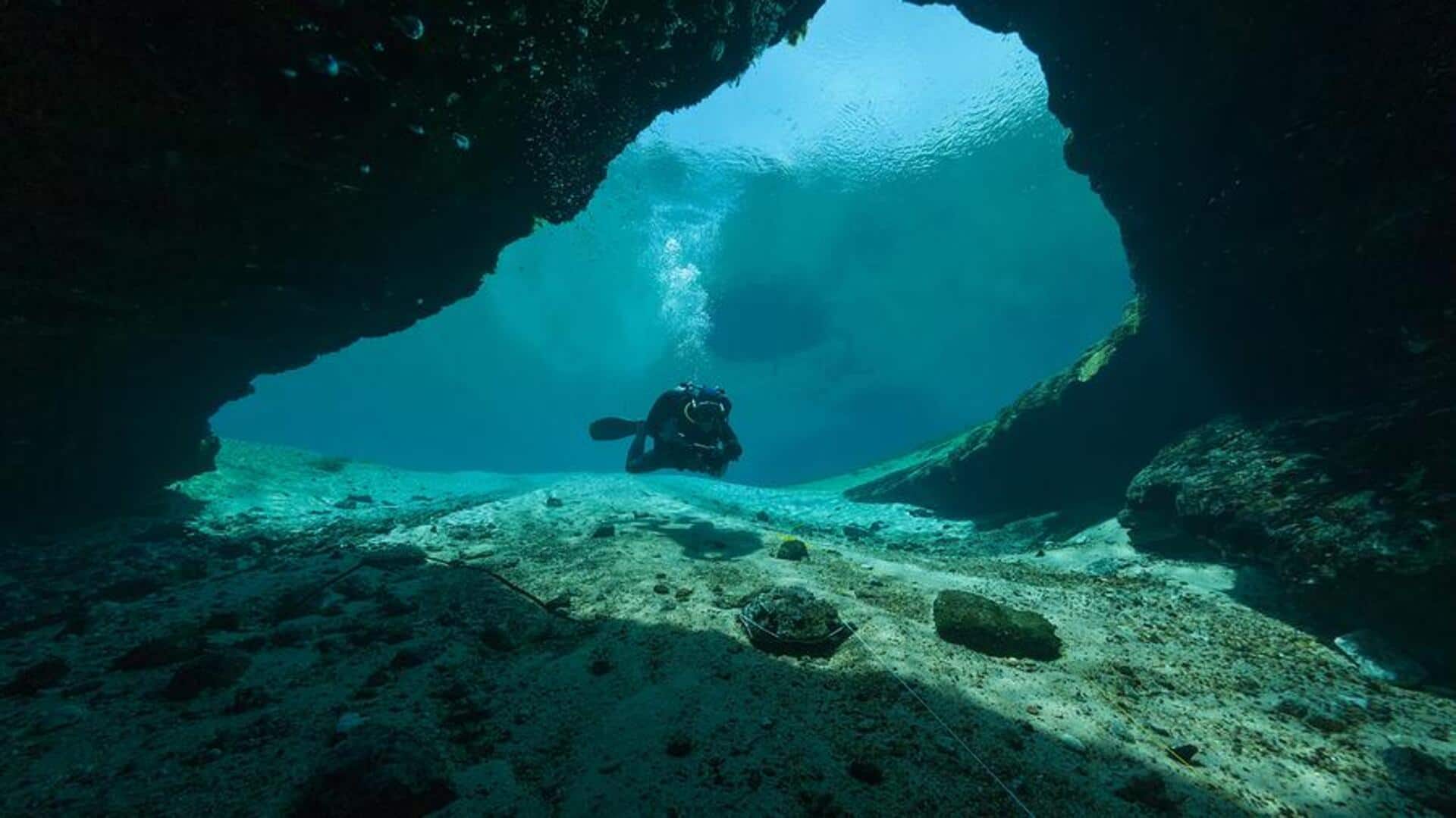 Divers, you should explore Mozambique's underwater caves 
