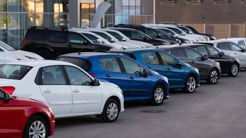 Passenger vehicle dispatches rise 16% in March to 4.42L units