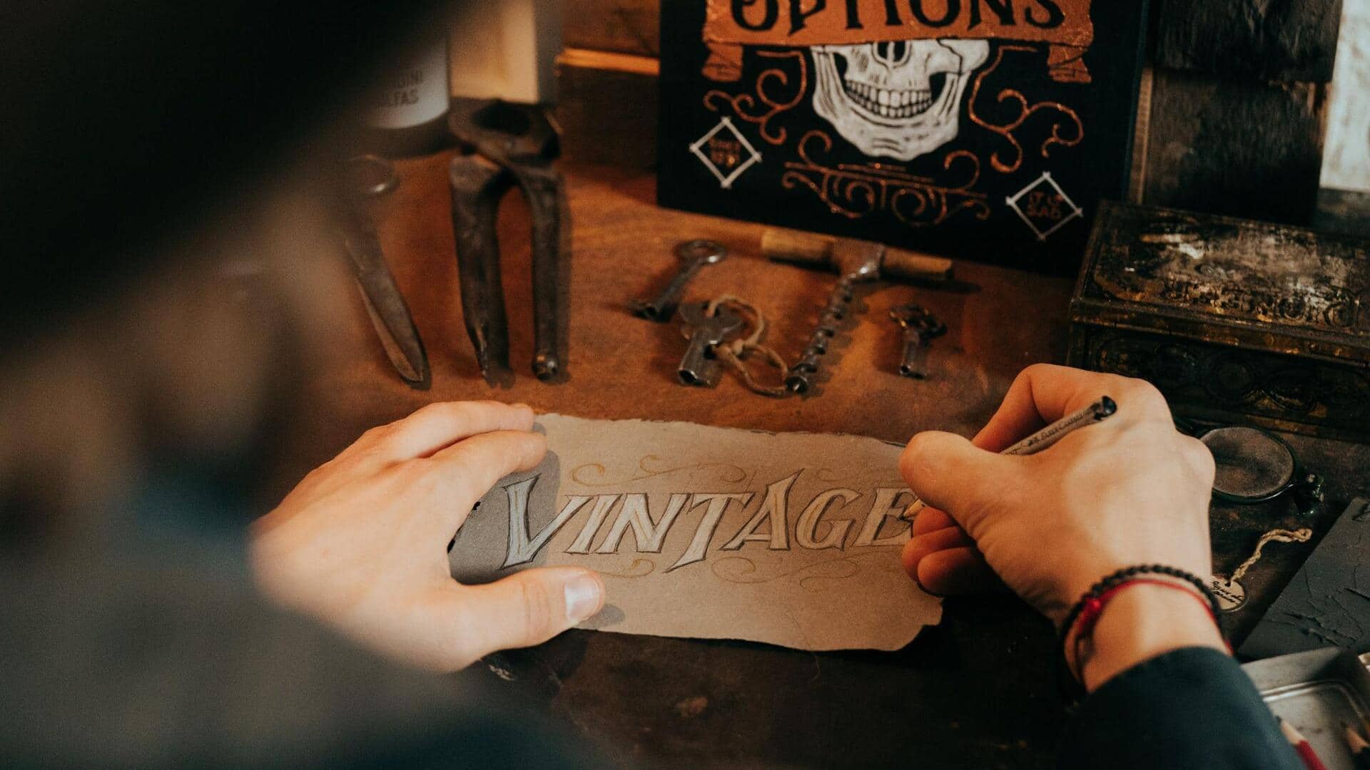 Scratchboard art: How to create art by scratching away ink