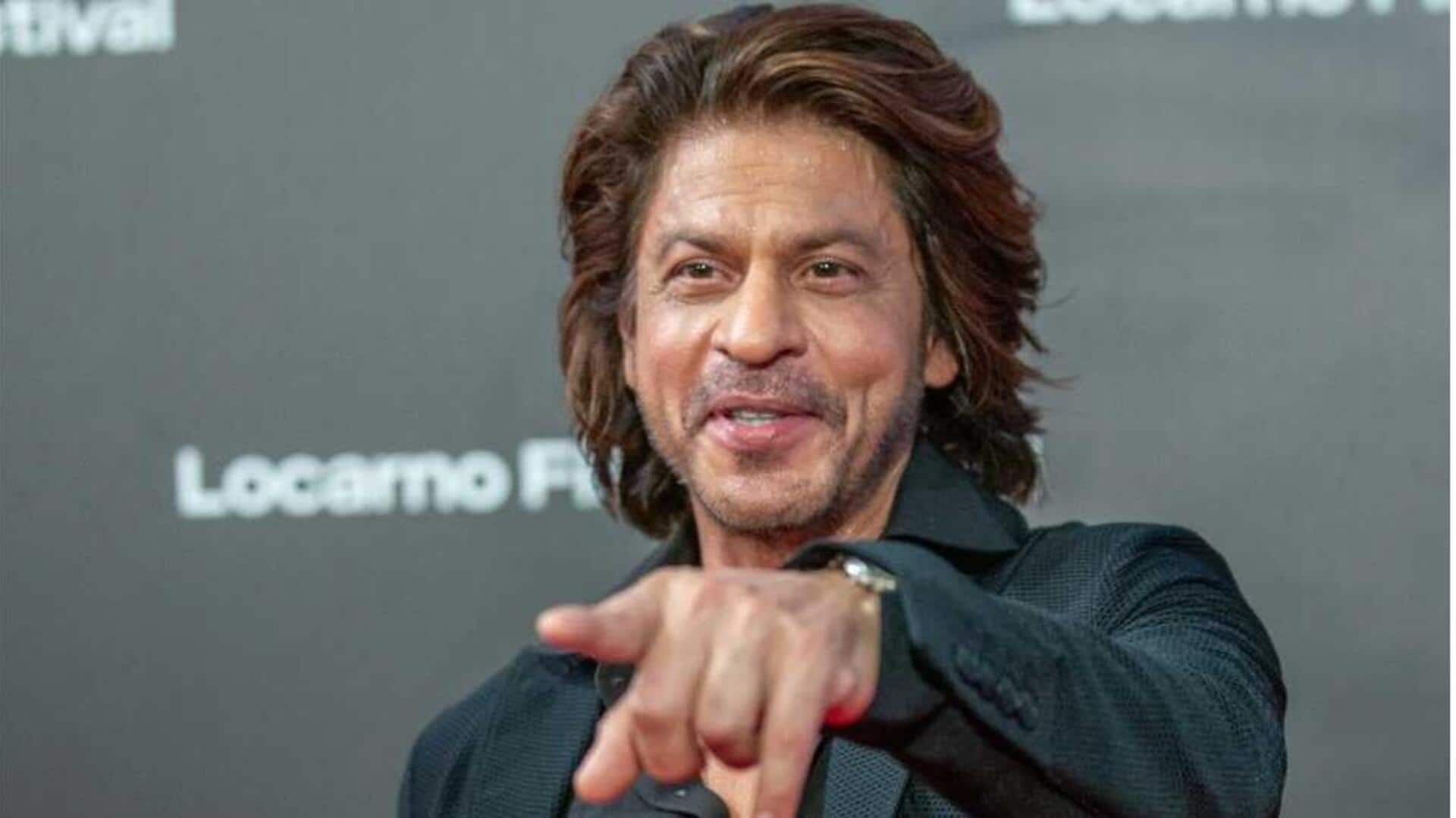 SRK on 'insider-outsider' debate: 'I have a problem with distinction...' SRK on 'insider-outsider' debate: 'I have a problem with distinction...'