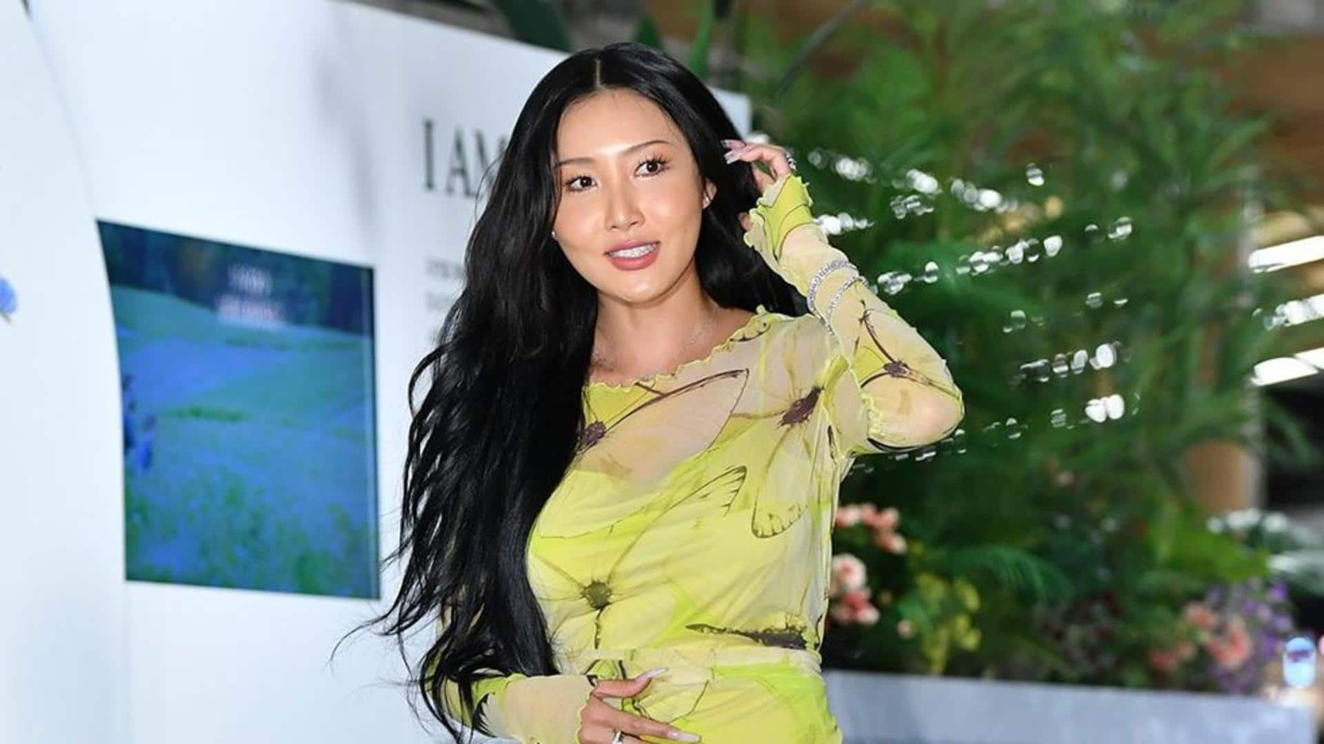 MAMAMOO Hwasa dating a businessman? Team responds