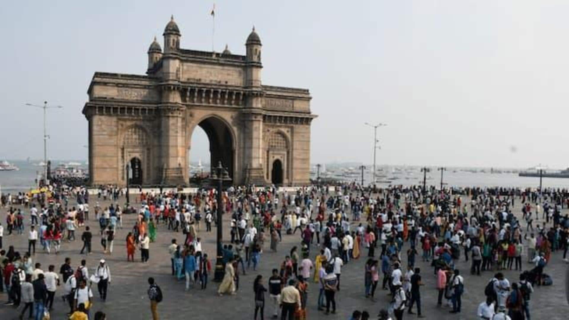 Mumbai on alert after threat of '34 human-bombs, 400kg RDX' Mumbai on alert after threat of '34 human-bombs, 400kg RDX'
