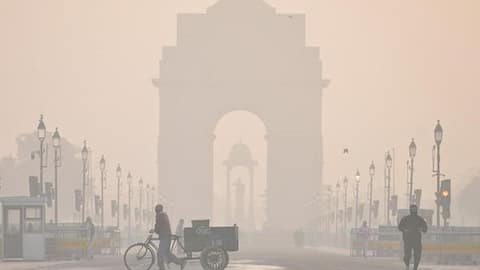 Delhi's air quality deteriorates to 'very poor' after brief improvement