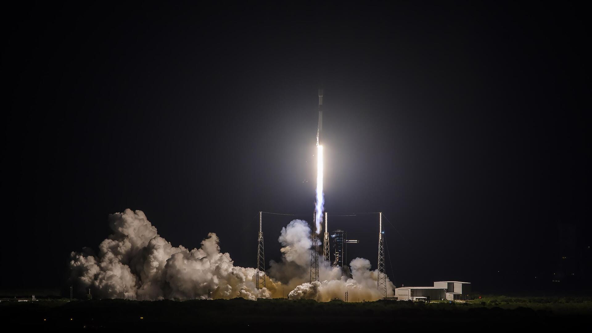 SpaceX achieves new milestone with 20th Falcon 9 re-flight