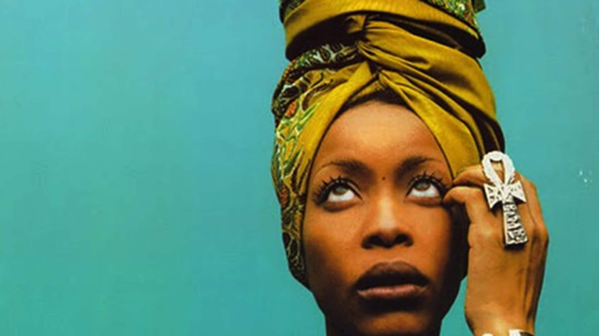 Recreate Erykah Badu's iconic Afrocentric fashion