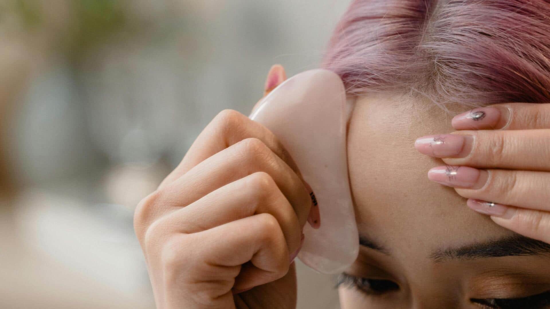 5 facial pressure points for relaxation