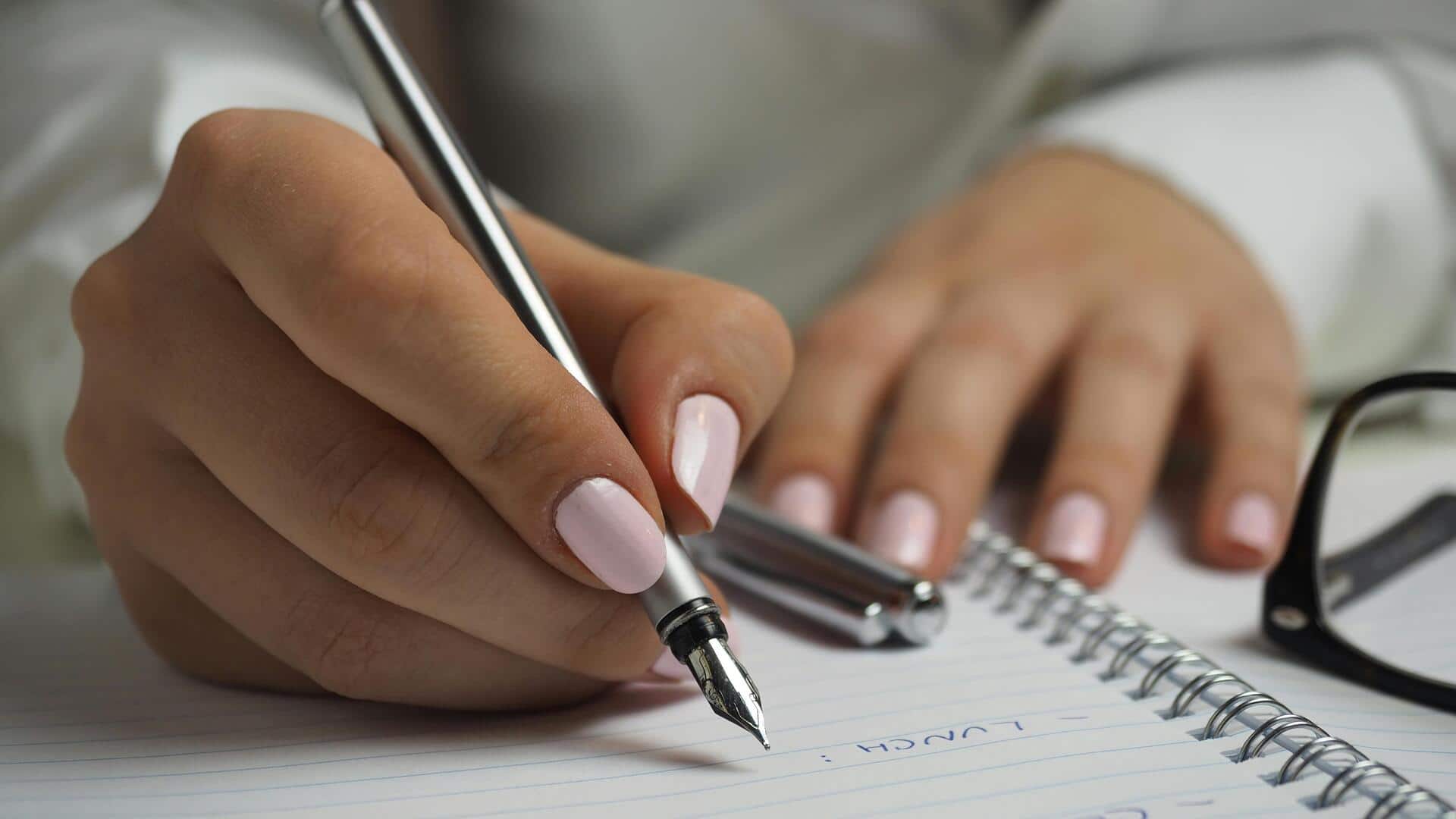 These 5 writing hacks might just calm your brain