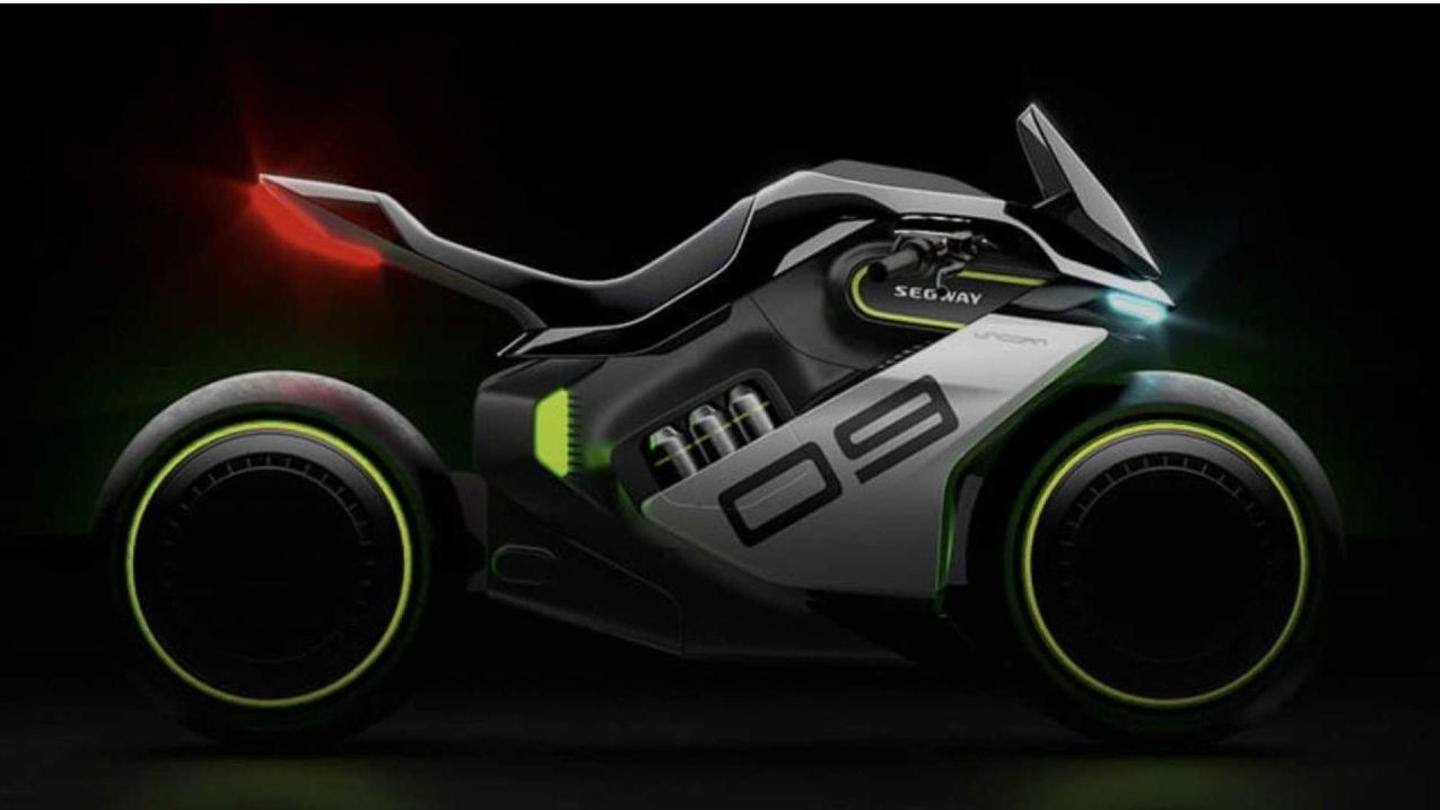 Single-sided swingarm for both wheels enhances 'floating' appearance Single-sided swingarm for both wheels enhances 'floating' appearance