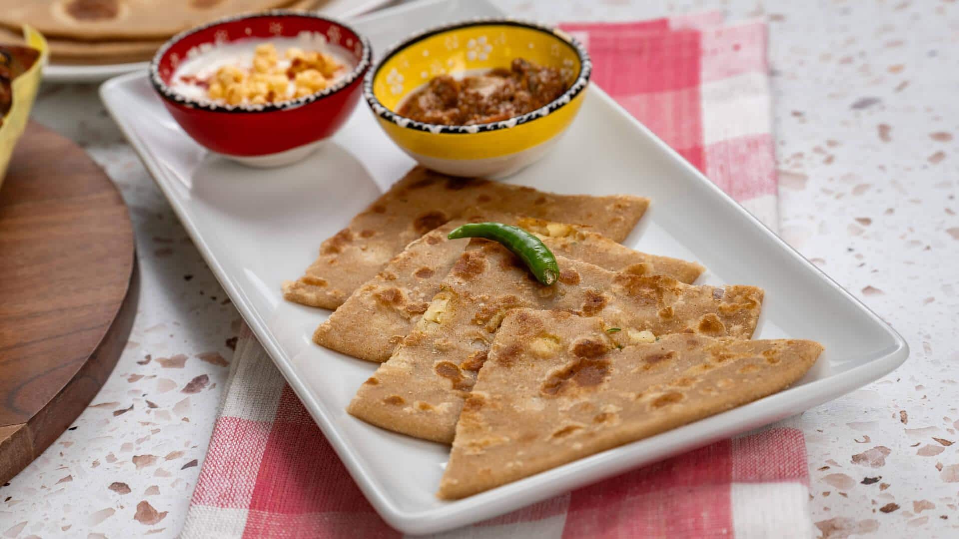 How to make aloo paratha at home