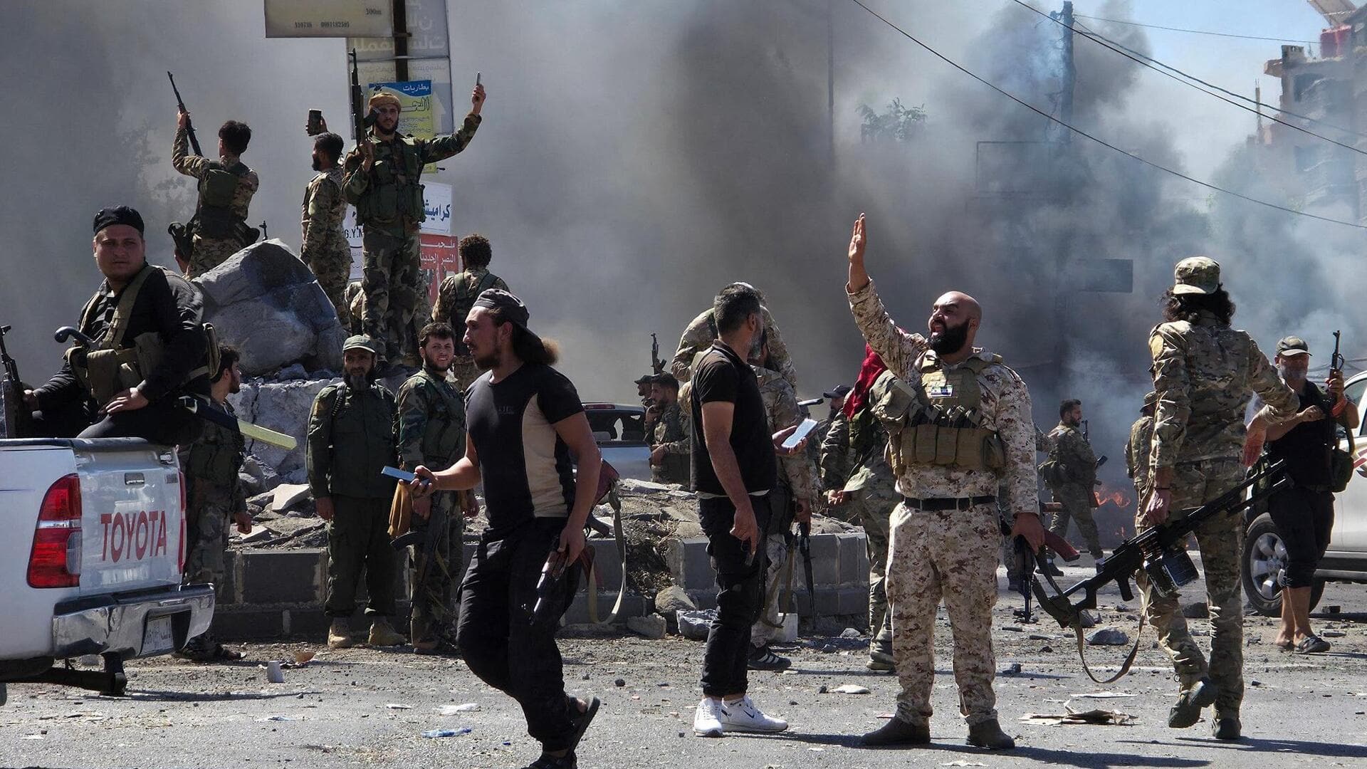 Israel bombs Syria's Druze city, Suwayda, hours after ceasefire Israel bombs Syria's Druze city, Suwayda, hours after ceasefire