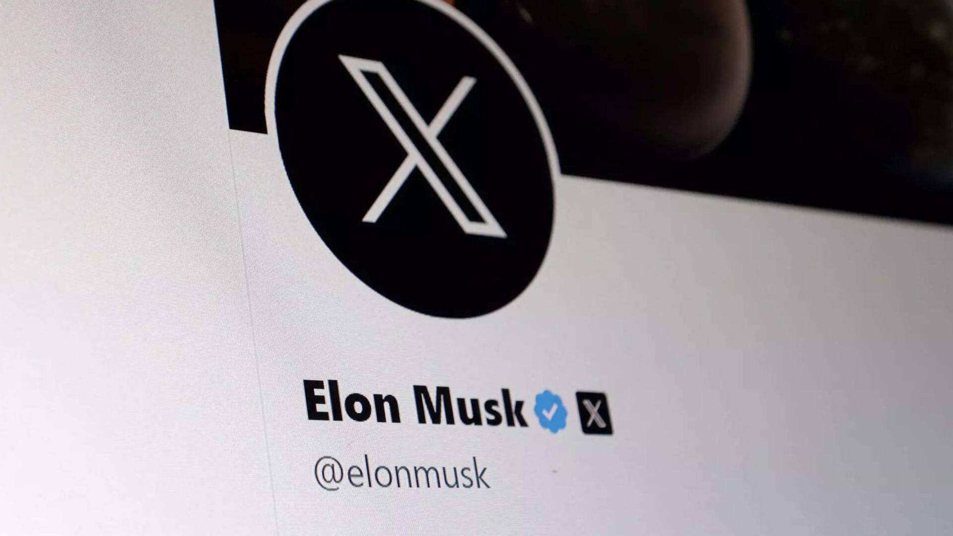 Elon Musk removes headlines from news links on X