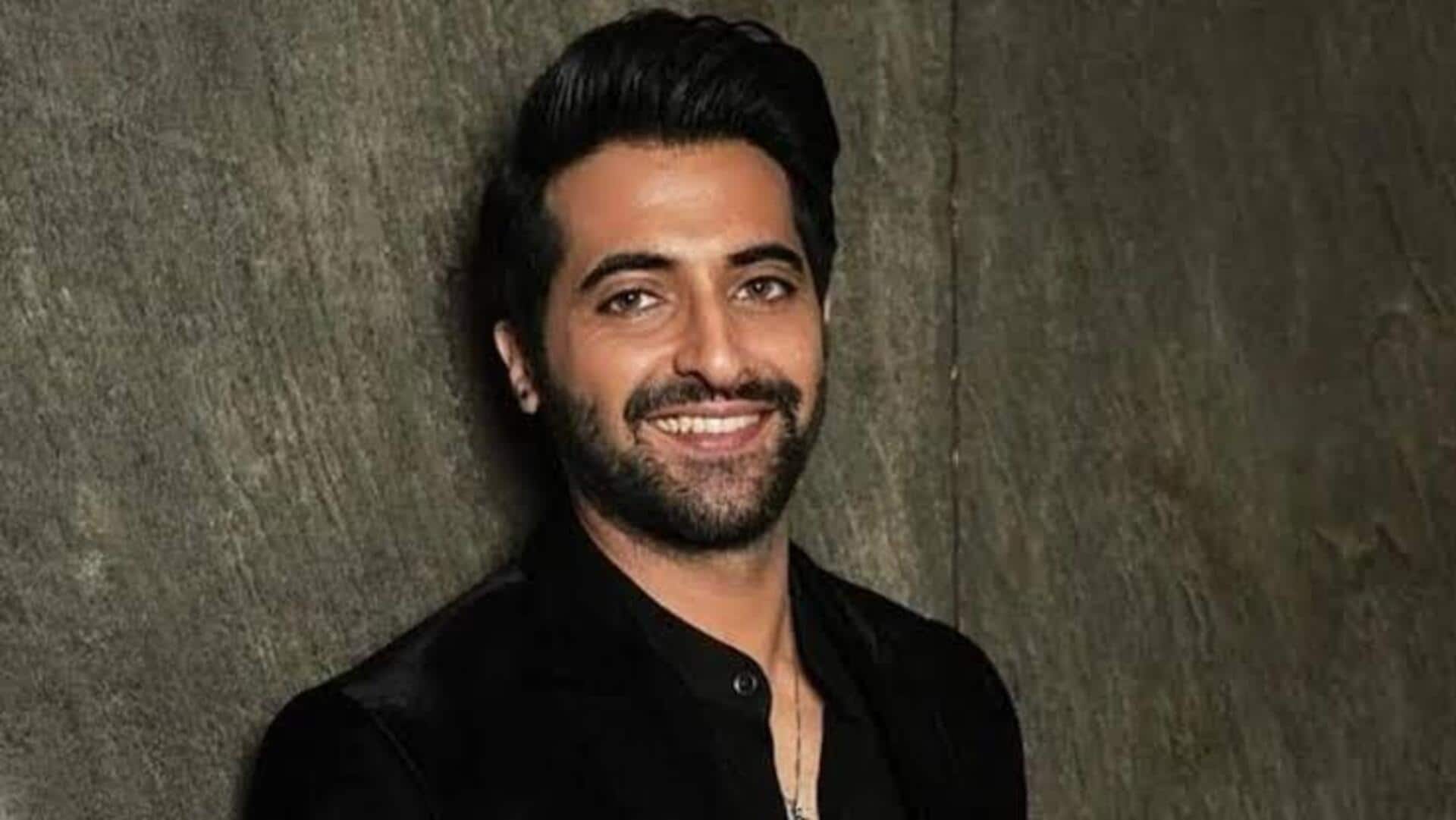 'Surreal': Akshay Oberoi on working with SRK in 'King'