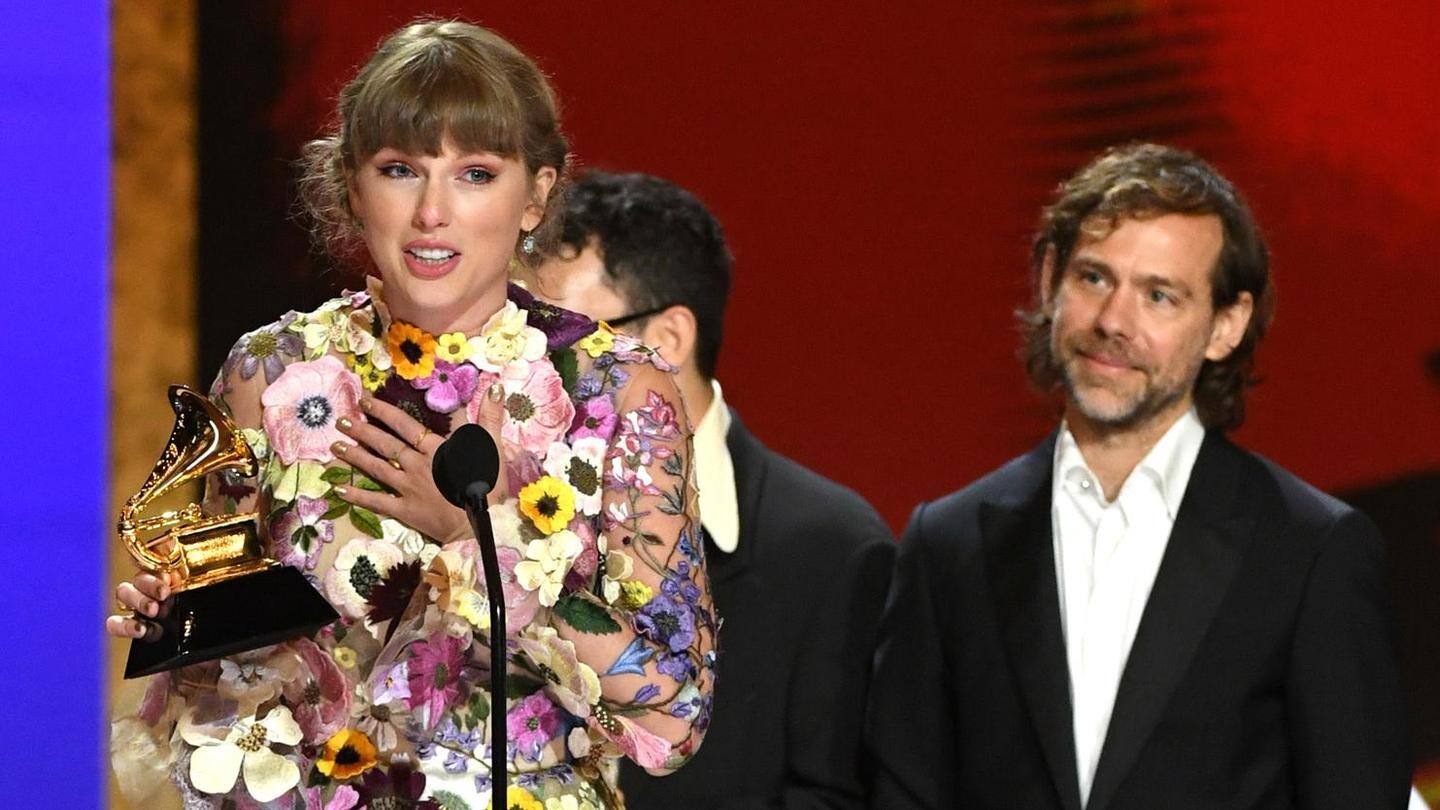 Lyrics add emotion and feeling to Swift's voice Lyrics add emotion and feeling to Swift's voice