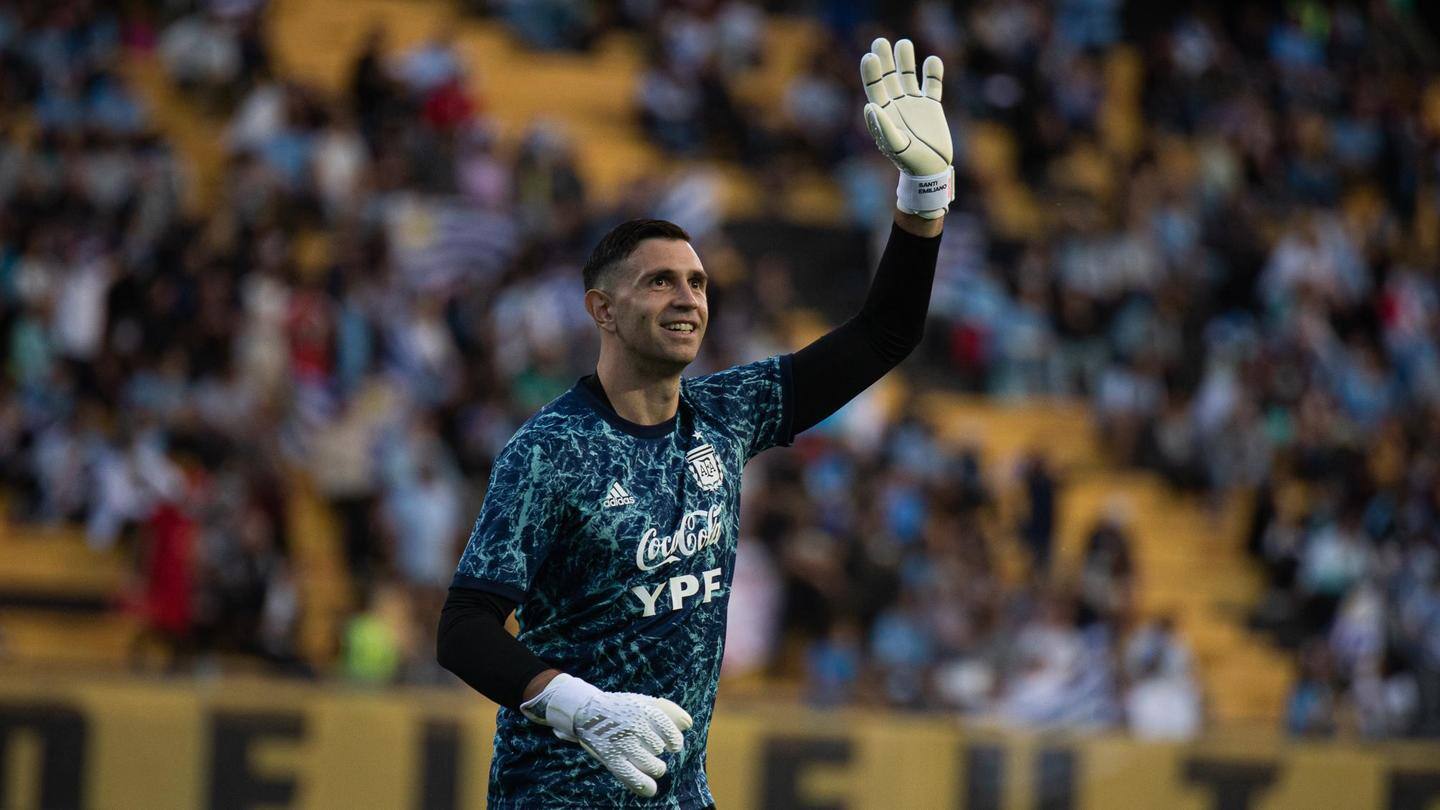 Argentina maintain unbeaten run, Uruguay slip Argentina maintain unbeaten run, Uruguay slip