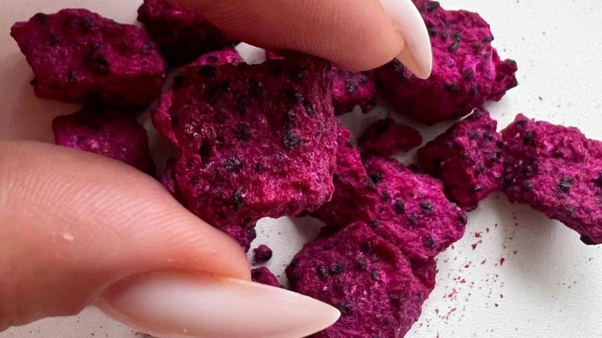Freeze-dried dragon fruit: Benefits, uses, and more