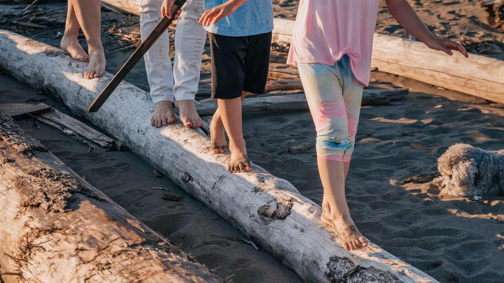 Log rolling: A fun way to build strength and balance