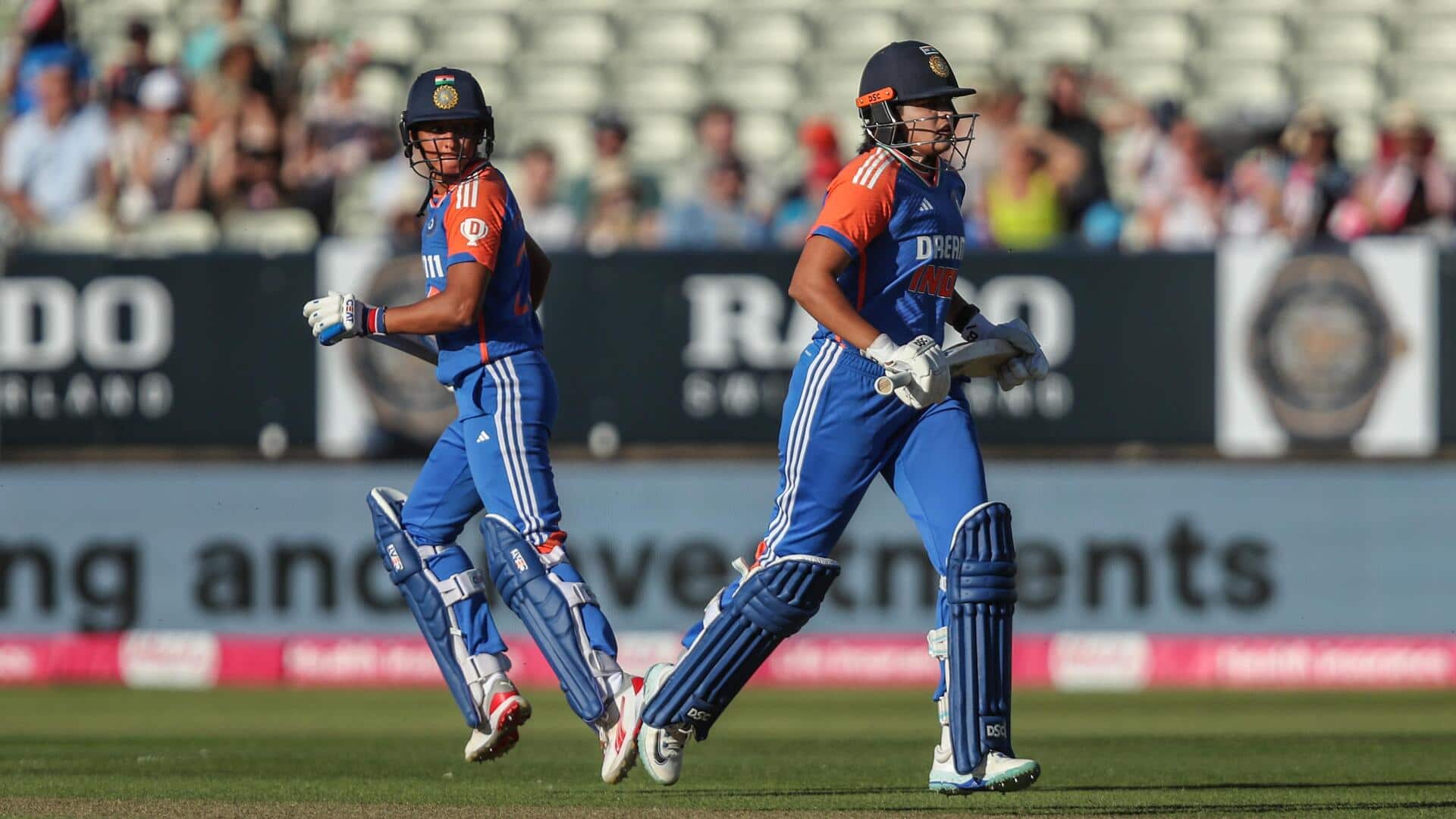 Harmanpreet Kaur becomes third Indian with 4,000 WODI runs: Stats Harmanpreet Kaur becomes third Indian with 4,000 WODI runs: Stats
