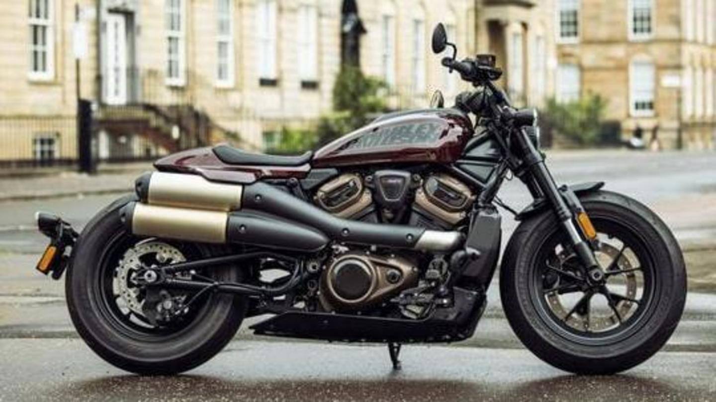 The bike is available in three color options The bike is available in three color options