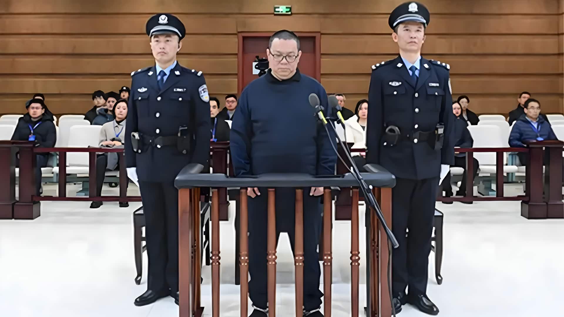 China: Former top banker sentenced to death for corruption