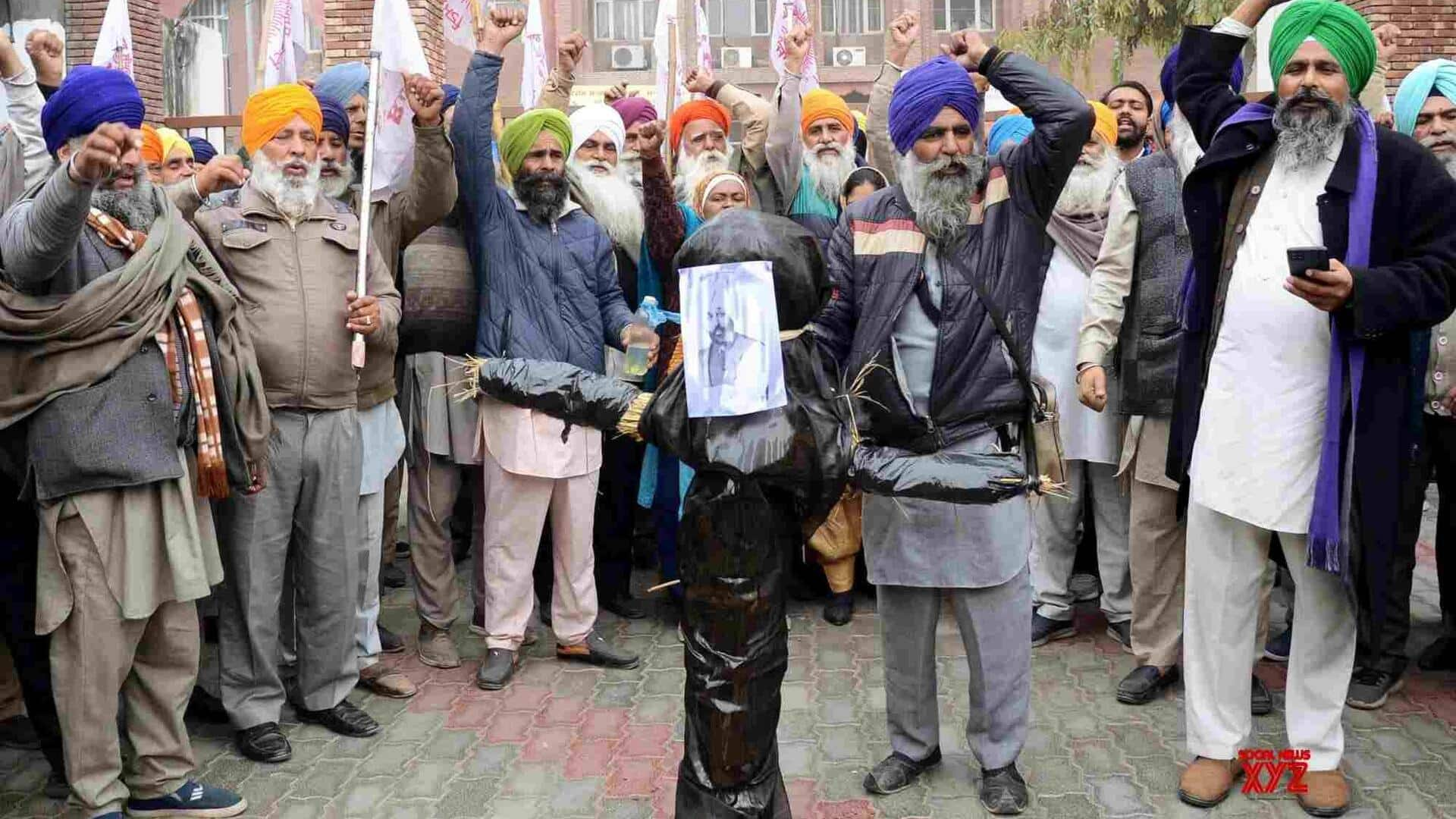 Farmers stage protests in Punjab, demand release of detained leaders