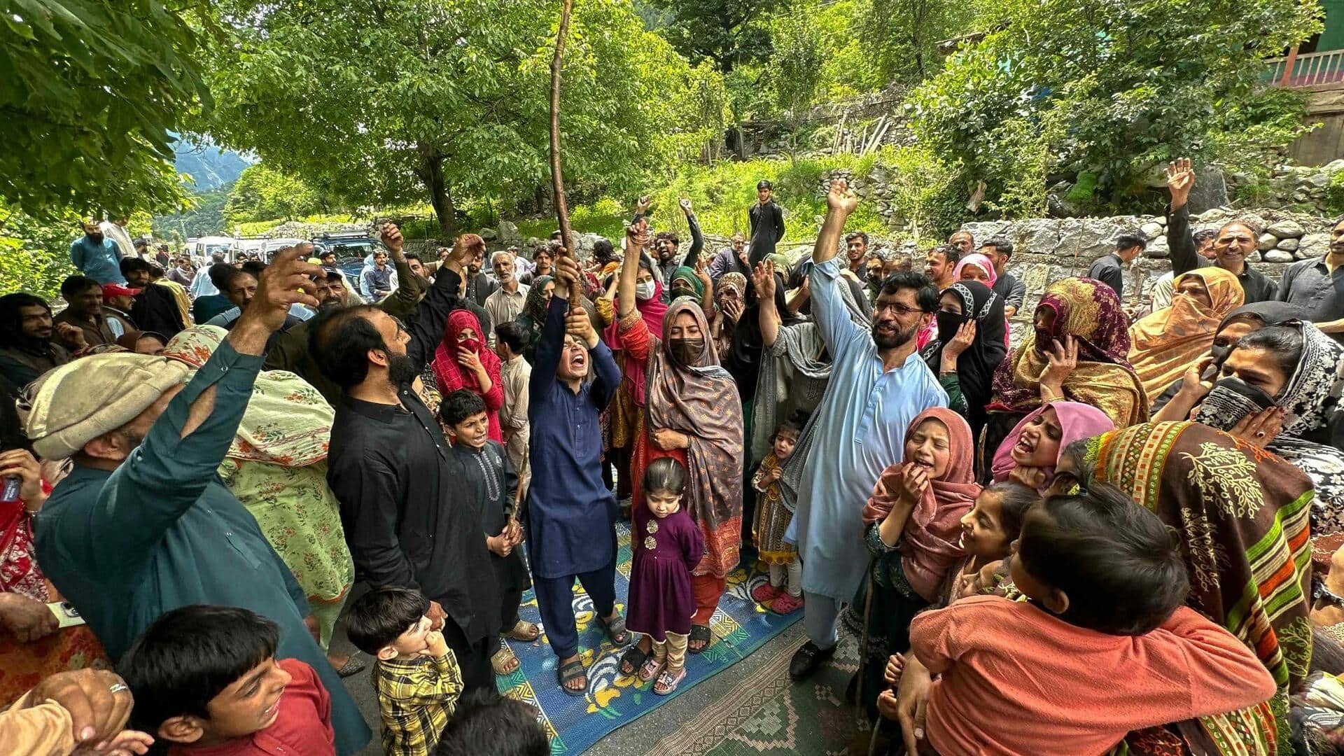 PoK protests enter 19th day amid internet blackout, food blockade