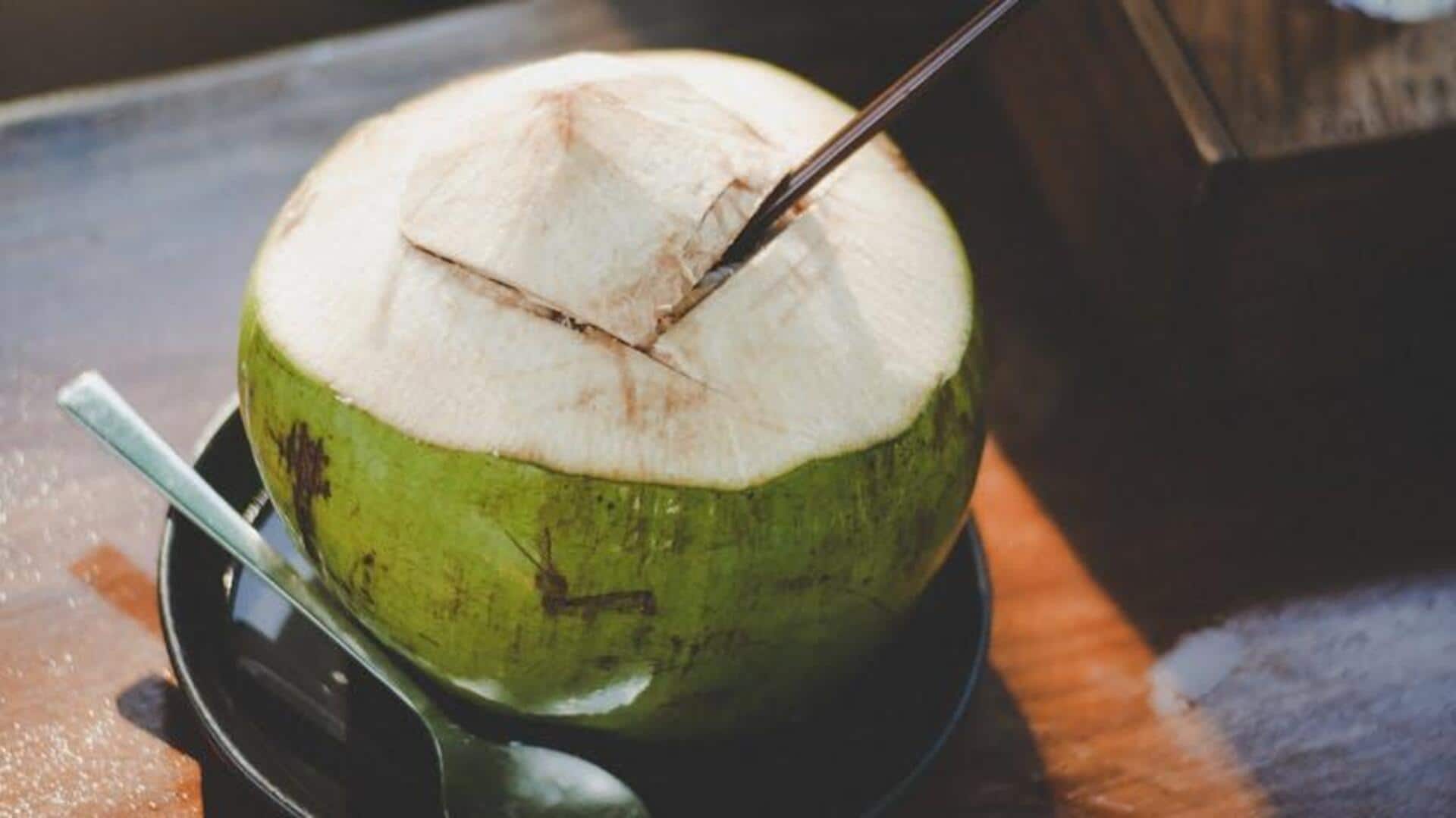Coconut water v/s aloe vera juice: Which is healthier? Coconut water v/s aloe vera juice: Which is healthier?