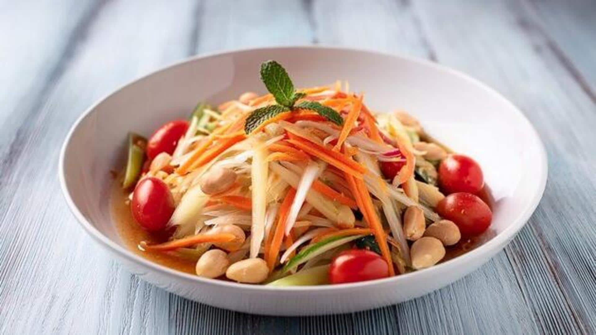 Quick and healthy: Raw papaya salad