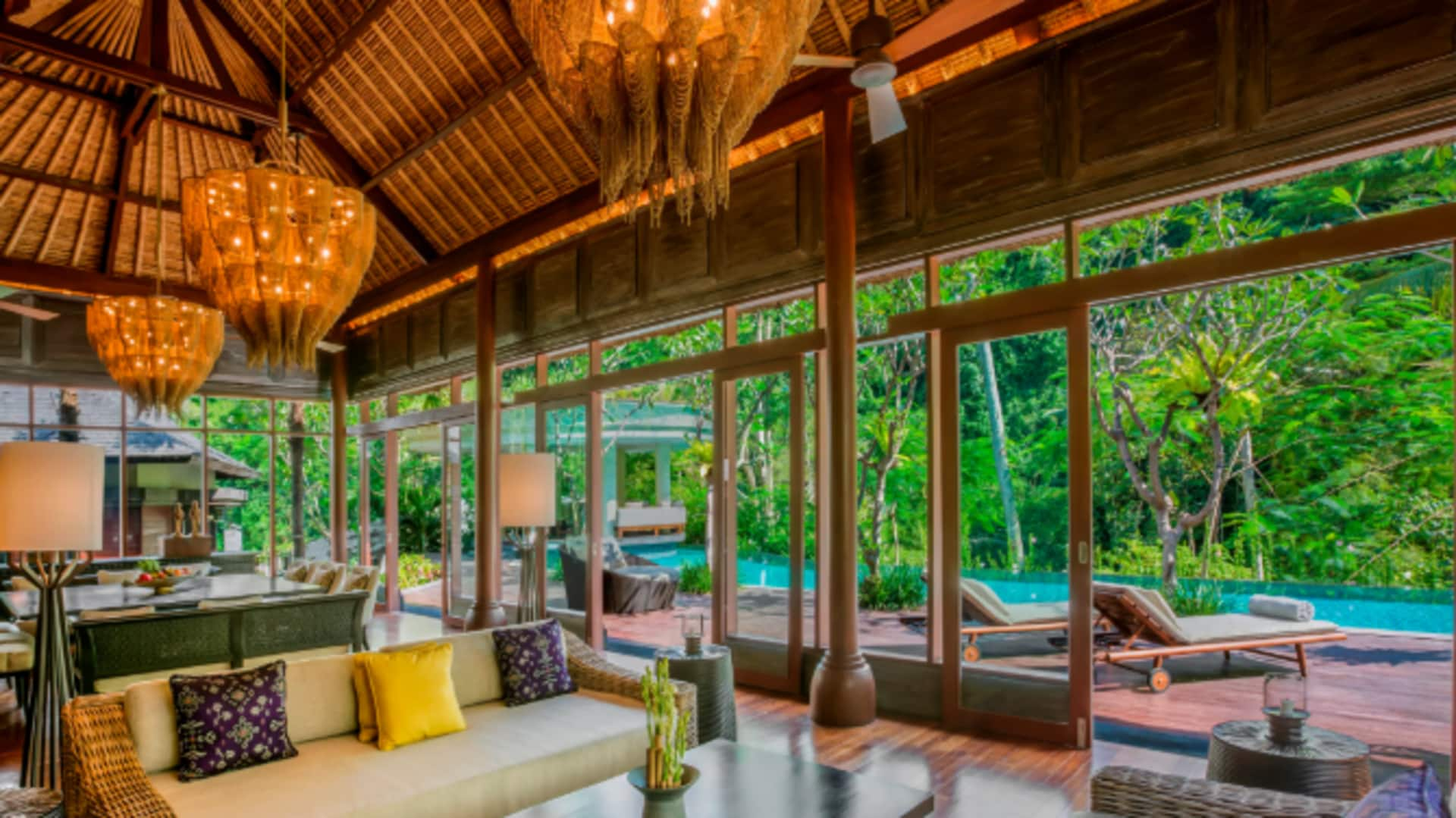 Embracing Balinese retreat decor