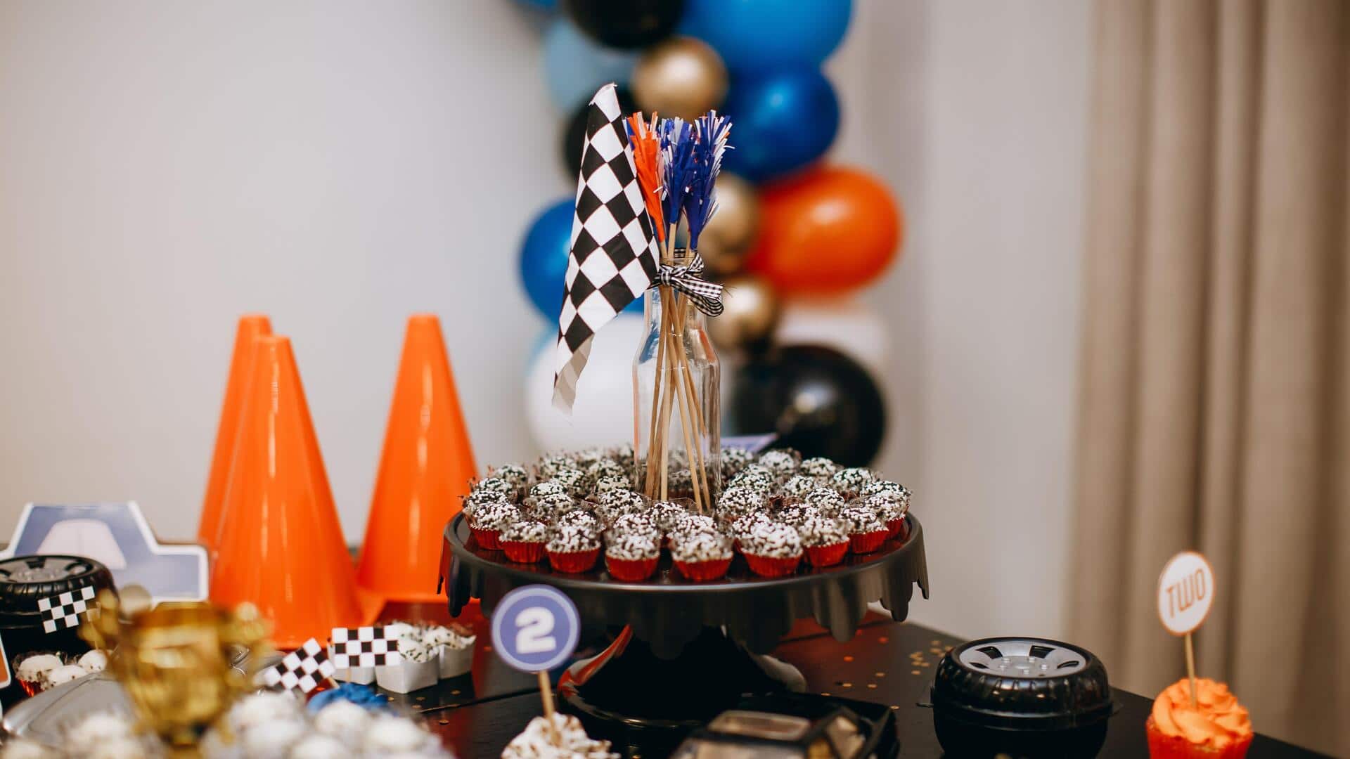 How to host the perfect themed birthday party