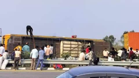 Lucknow: 'Drunk' driver overturns sleeper bus; 7 dead, 45 hurt