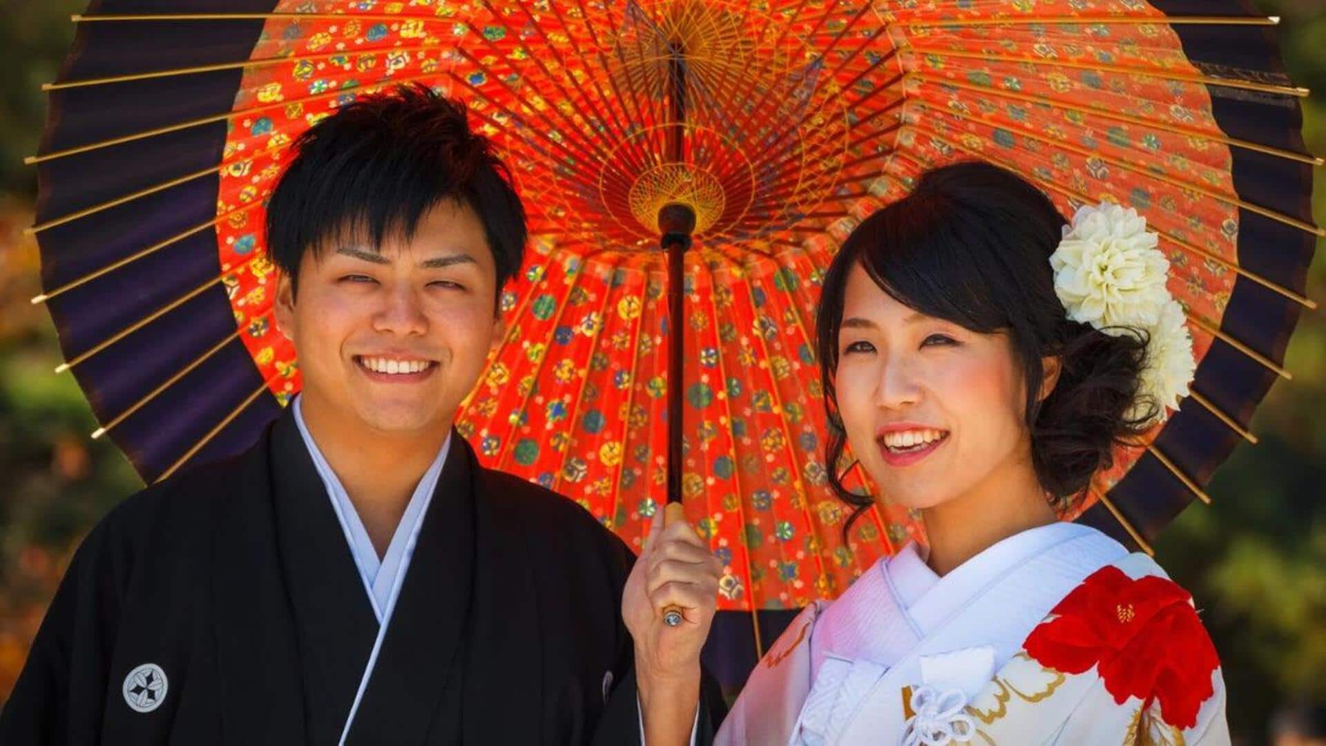 What is Japan's Kintsugi wedding unity pour ceremony?