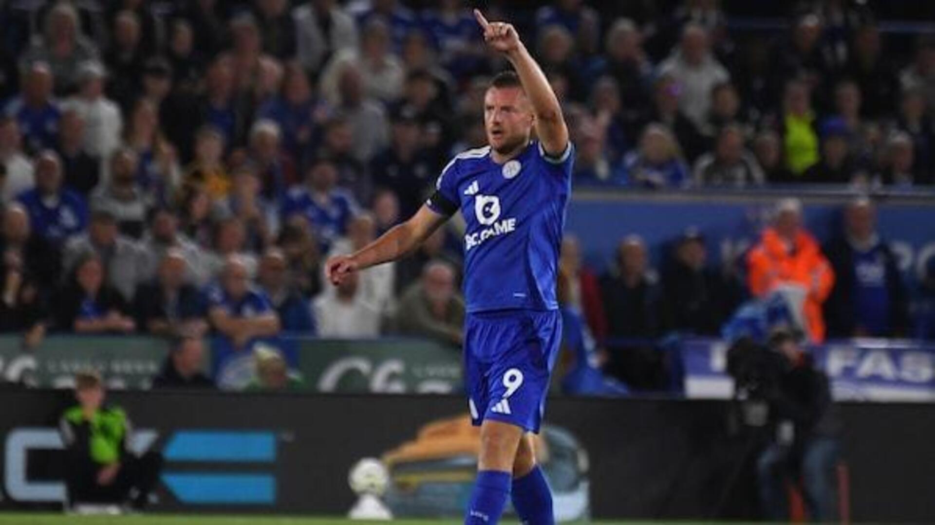 Premier League: Jamie Vardy secures draw for Leicester against Tottenham