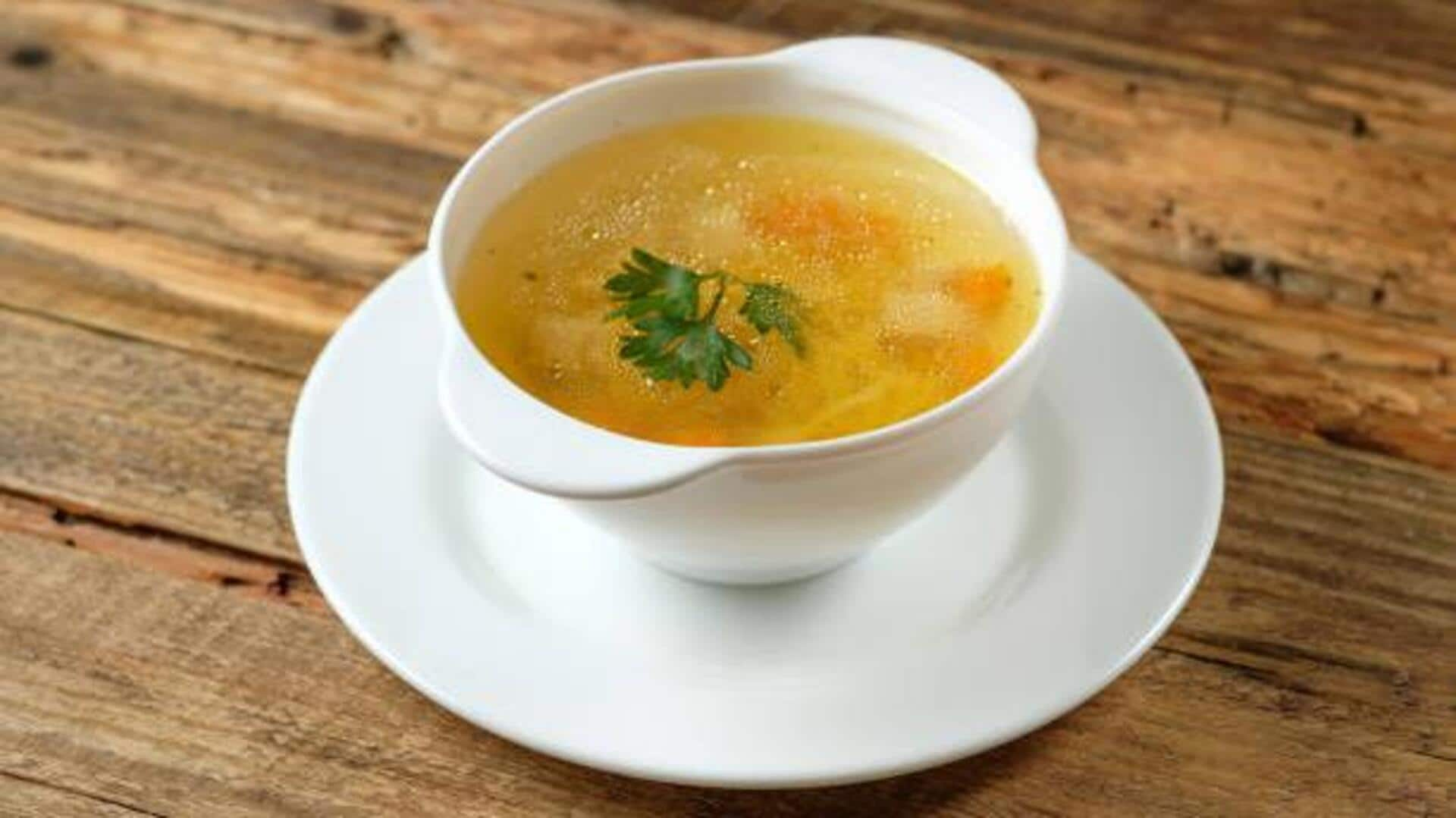 Discover the magic of clear broth in your recipes 