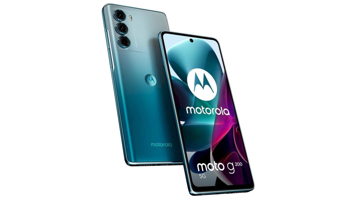 Moto G200 starts at €450 (Rs. 37,900) Moto G200 starts at €450 (Rs. 37,900)