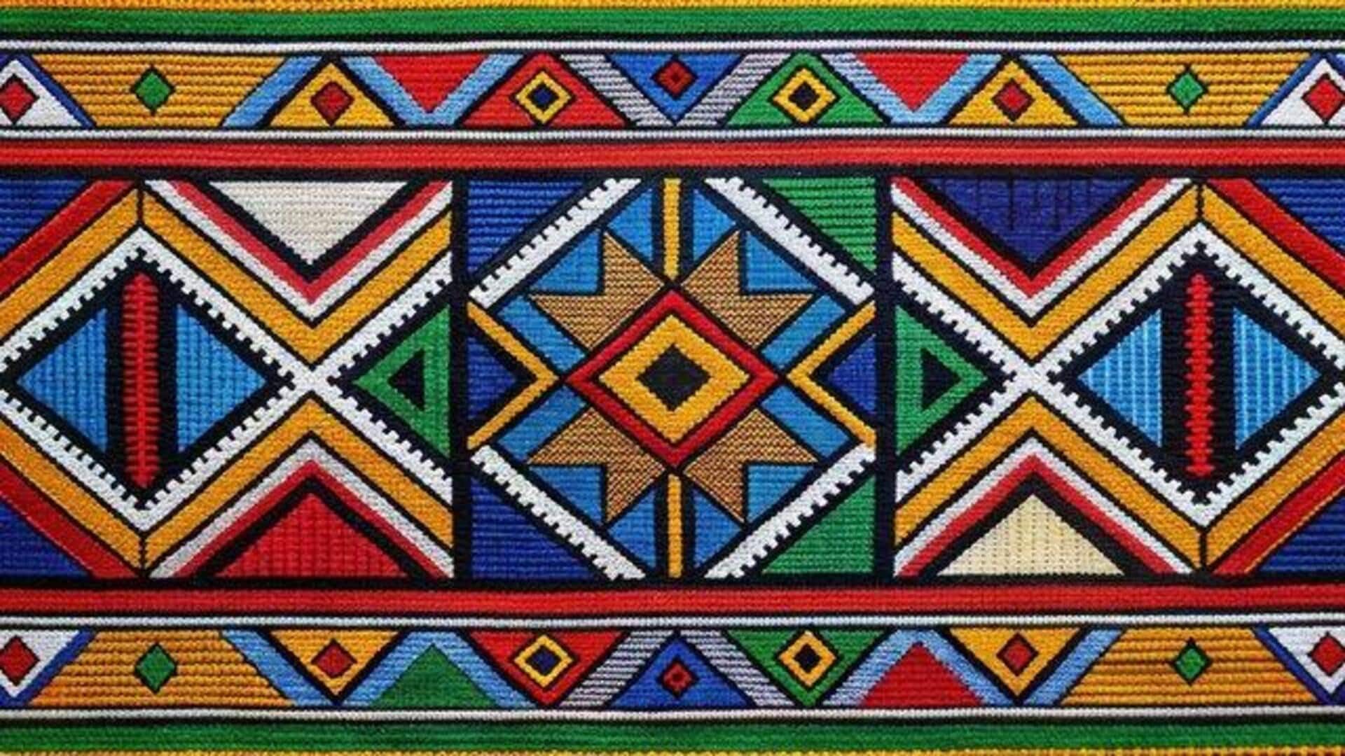 How to make colorful Ndebele art with yarn