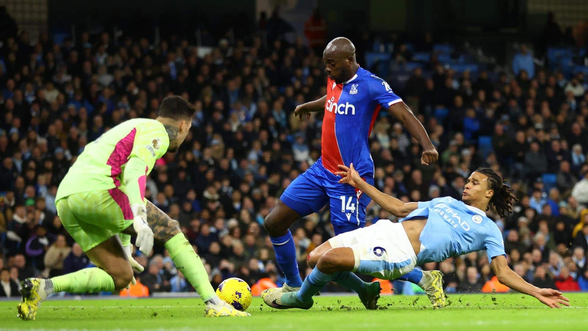 Premier League: Crystal Palace hold Manchester City to 2-2 draw