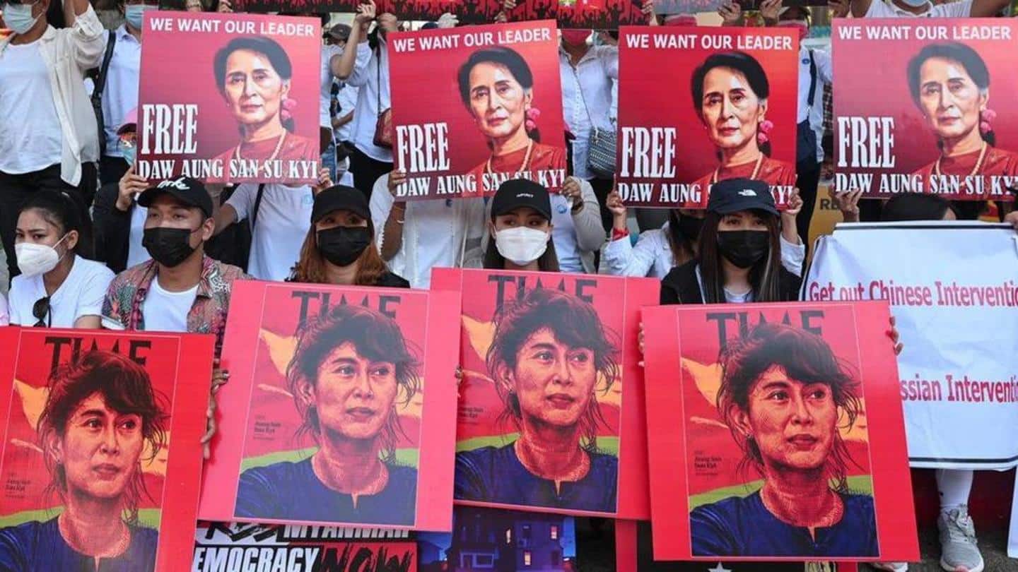 Military used Facebook to warn protestors and allege election fraud Military used Facebook to warn protestors and allege election fraud