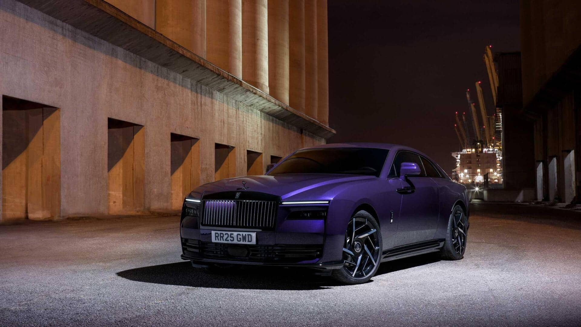Rolls-Royce Spectre Black Badge arrives in India at ₹10cr Rolls-Royce Spectre Black Badge arrives in India at ₹10cr