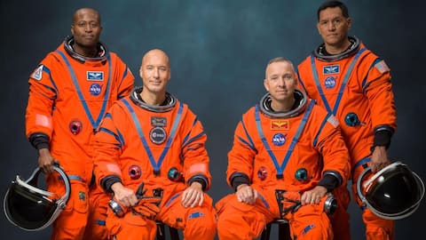 NASA announces crew for historic Artemis III Moon mission