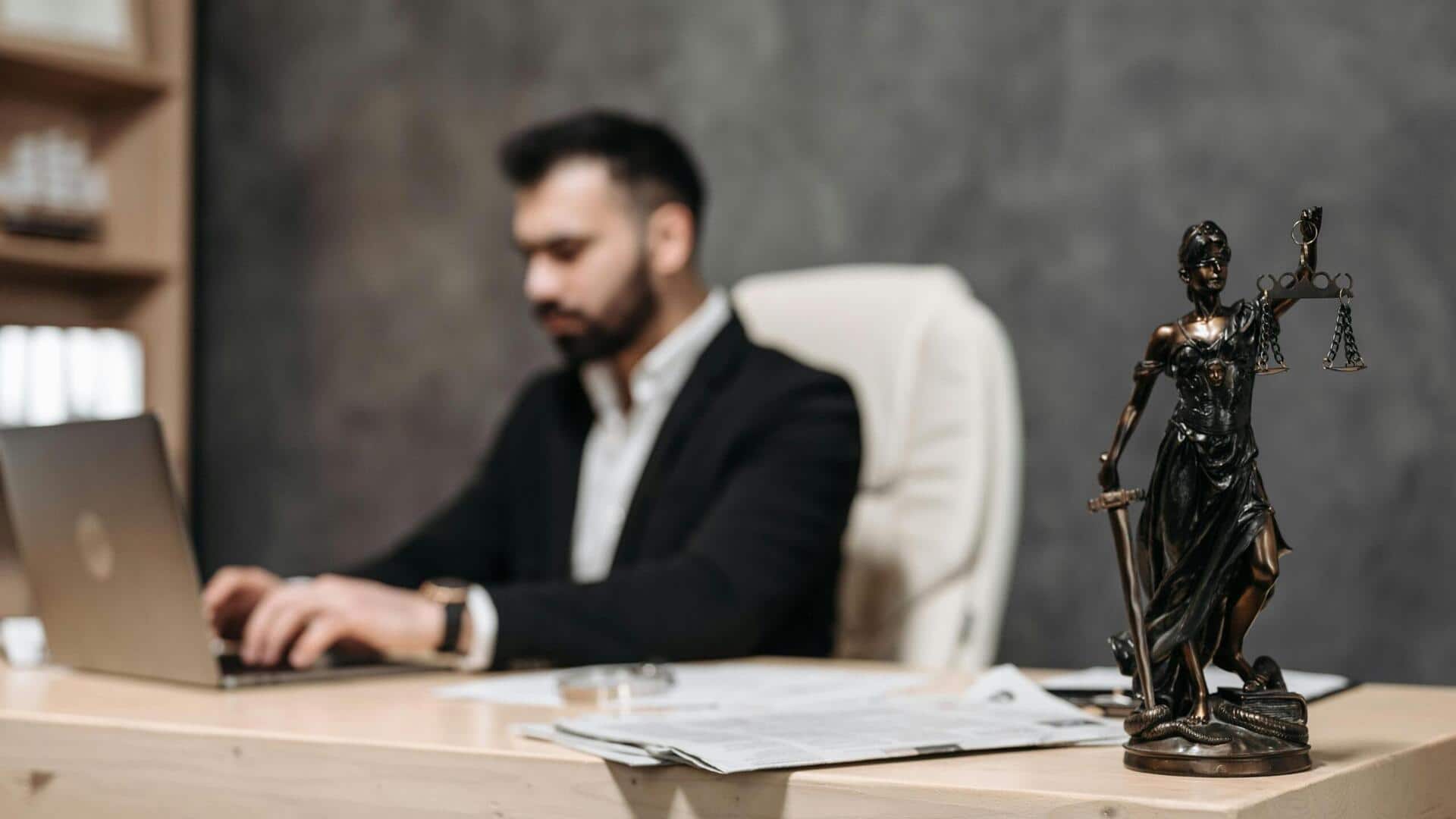 Why lawyers must use AI to boost their growth